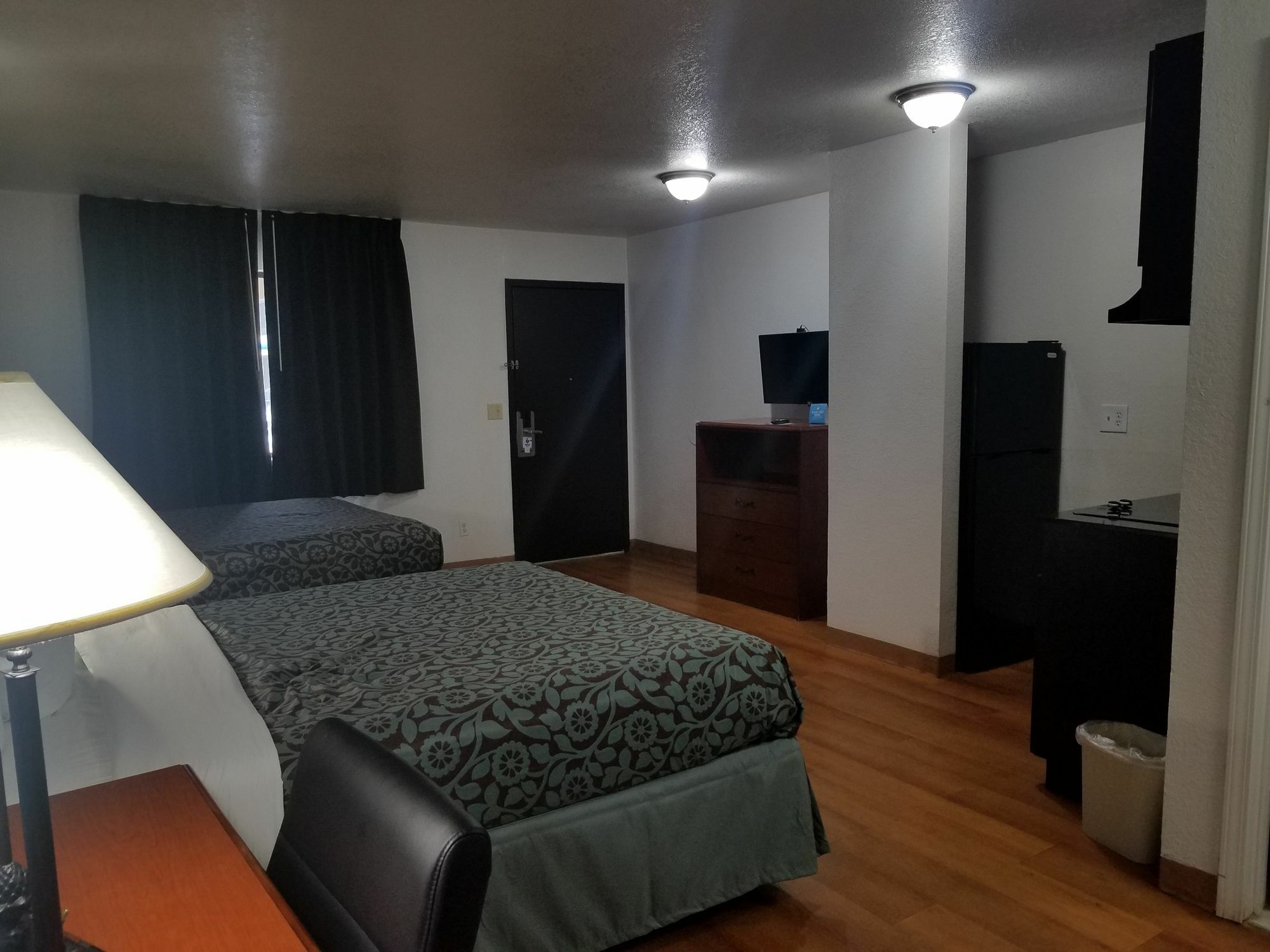 Days By Wyndham Oklahoma Nw Expressway Warr Acres